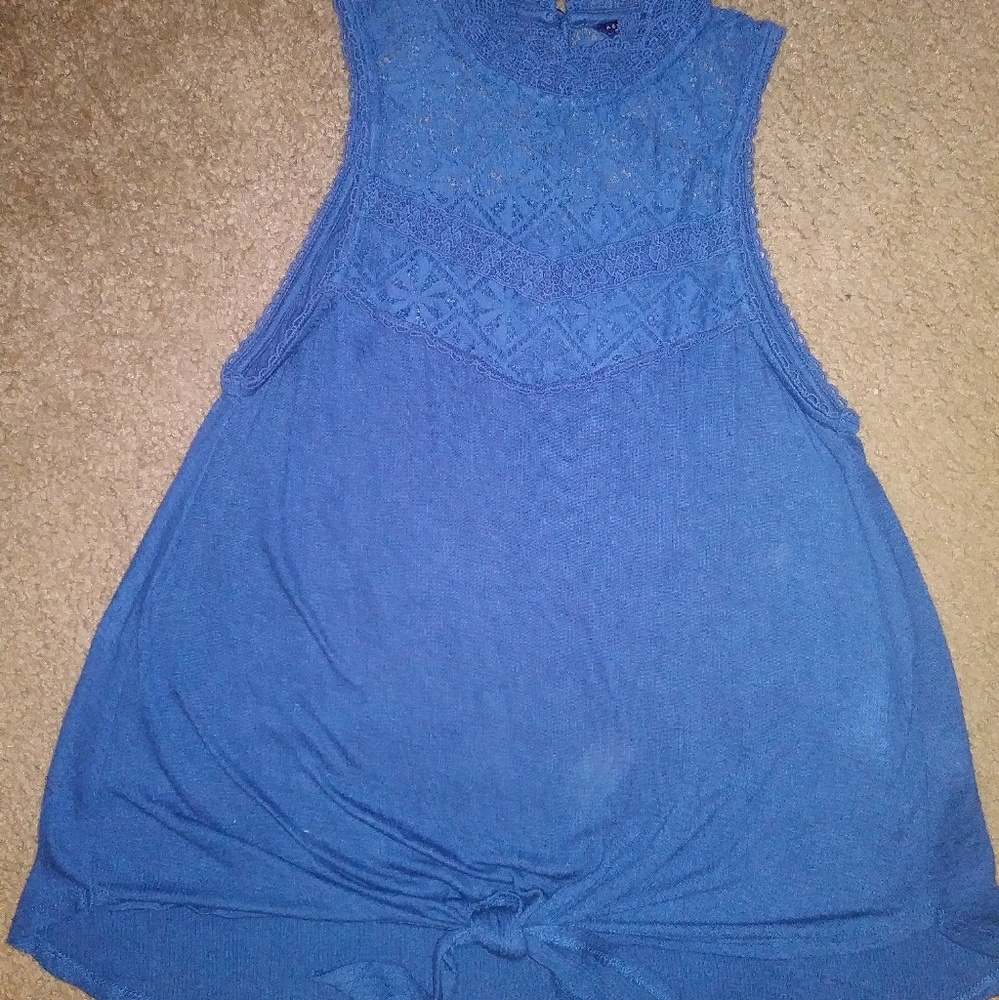 Really cute and comfortable vest.